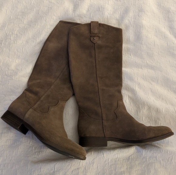 Frye Shoes - Frye & Co Tania Suede Boots size 7